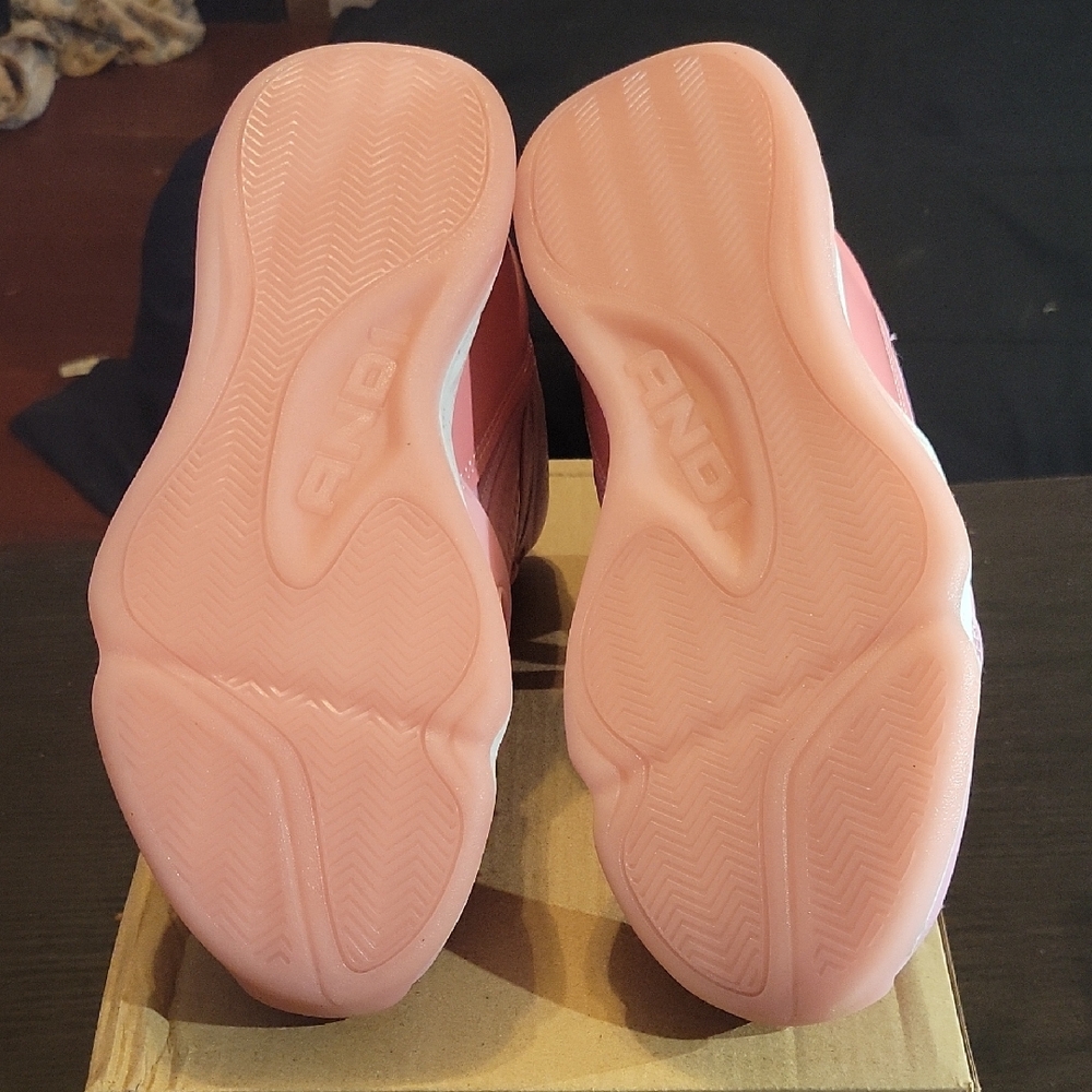 And1 Assist 6.0 Youth Athletic Sneakers in pink W6.5/M5 Brand New - Picture 9 of 10